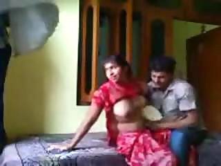 भारतीय पंजाब भाभी स्तन और doggyfuck