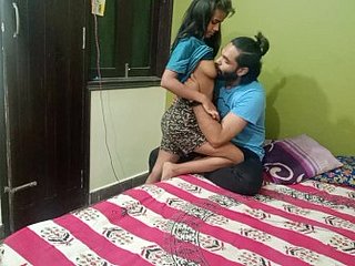 Fille indienne après un hardsex universitaire avec young gentleman demi-frère seul à la maison