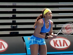 Serena Williams Entrenando ES pantalones cortos