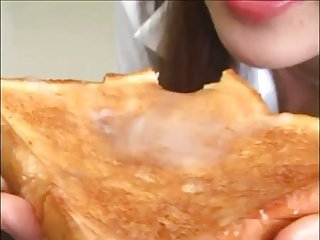 Japoński Toast Bukkake (Cum Żywności)